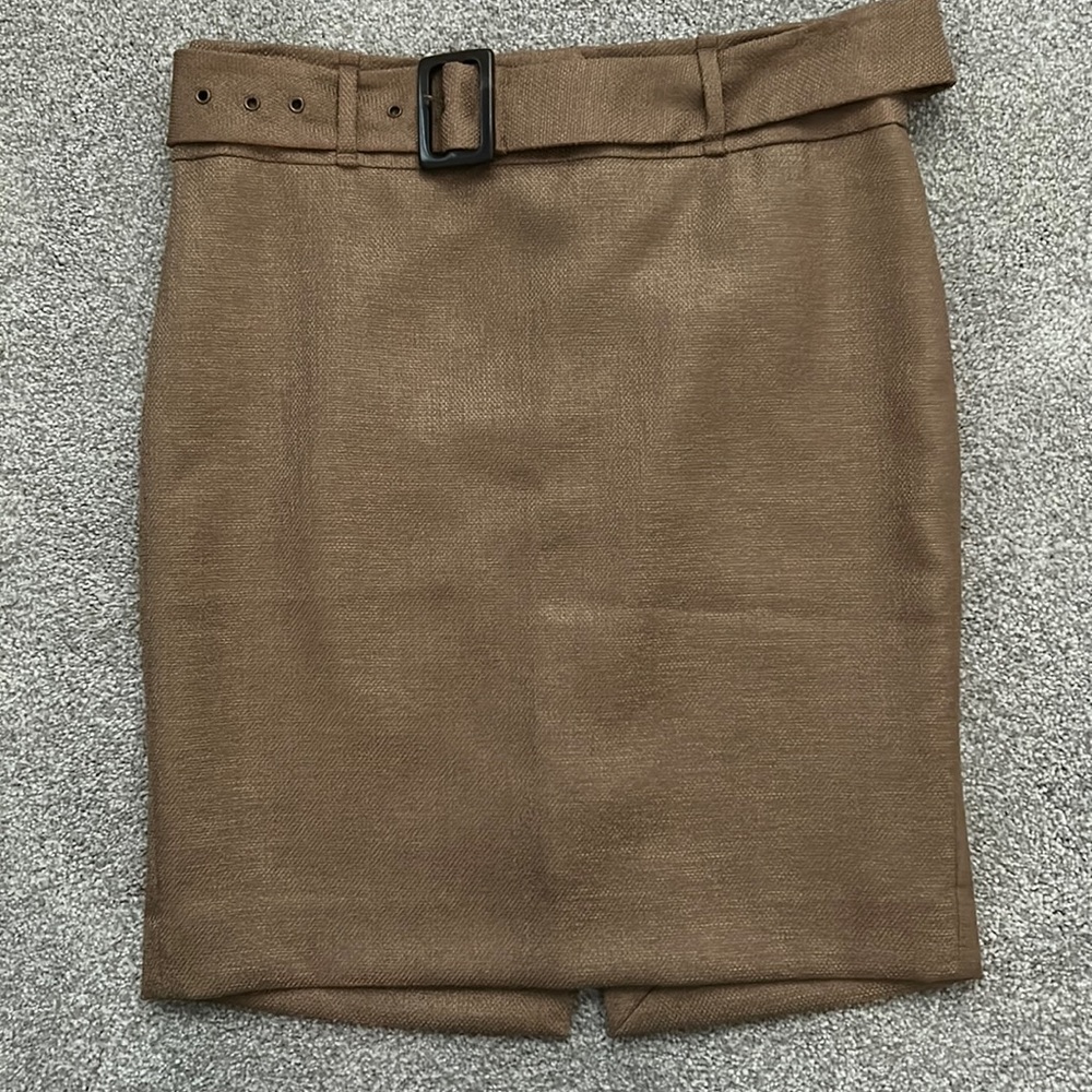 Pencil skirt